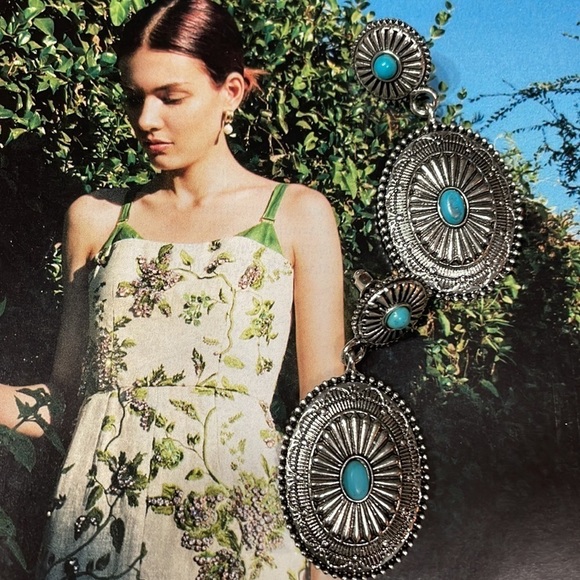 Cow Girl Turquoise Stone Silver Drop Earrings - Picture 9 of 14